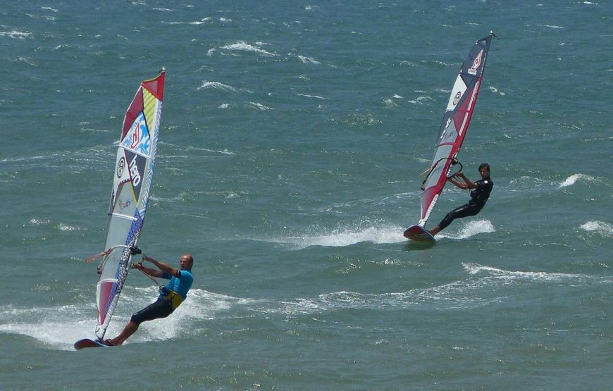 Agadir (région) : Journée de surf et déjeuner sur la plage de Taghazout