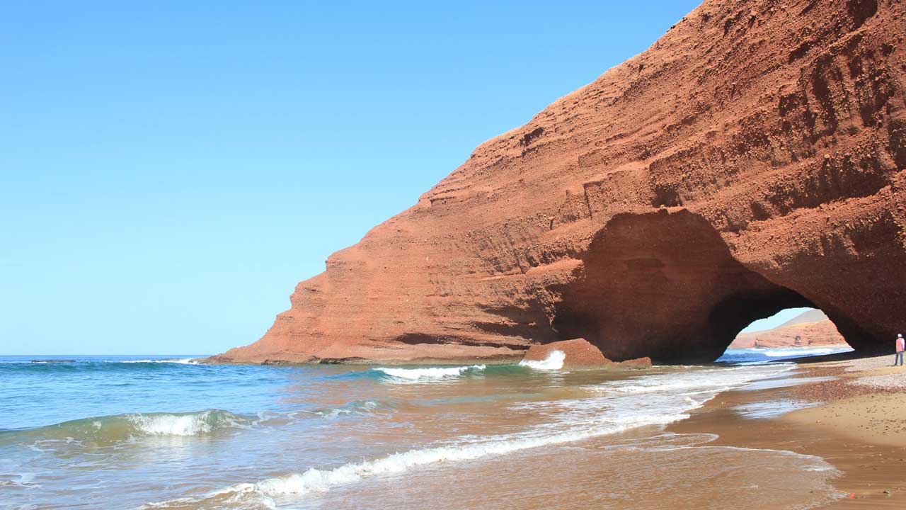 Agadir (région) : Journée à Sidi ifni, Mirleft et Legzira beach