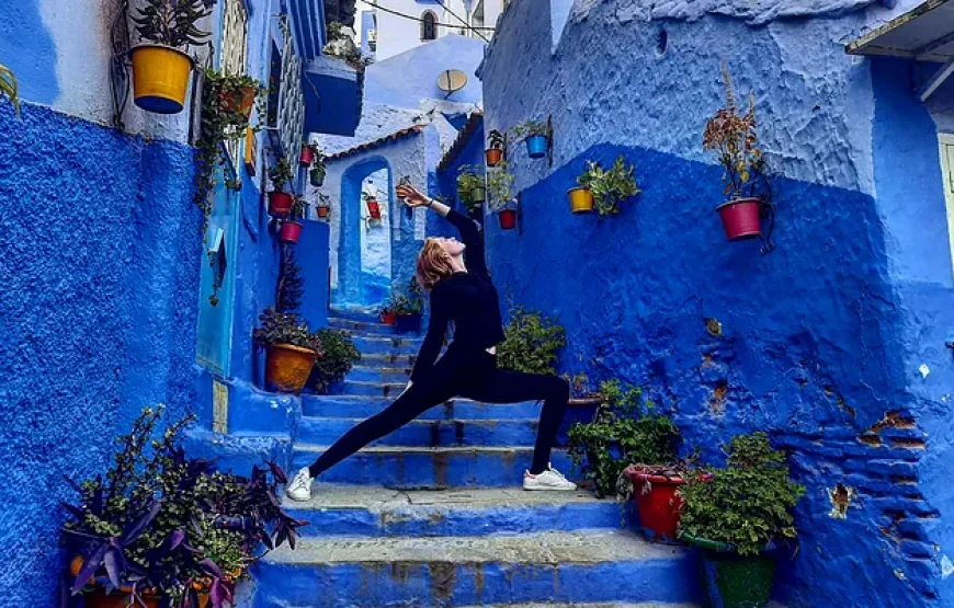 Chefchaouen: Yoga course, montain view.